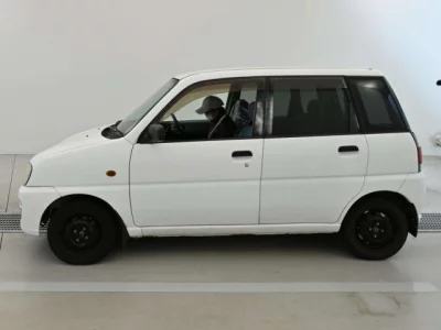 Subaru Pleo