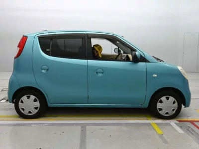 Suzuki MRWAGON