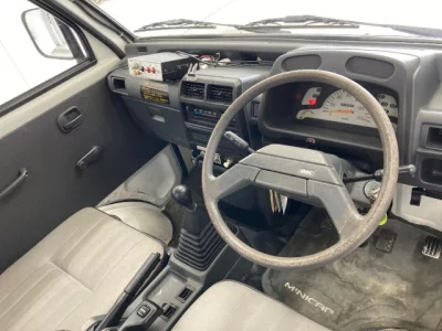 Mitsubishi Minicab Truck