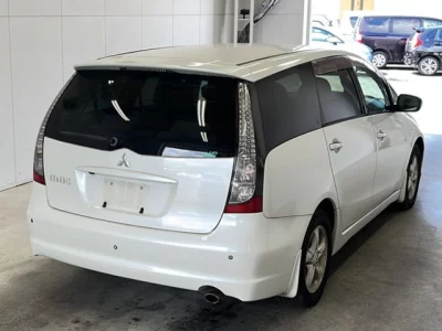 Mitsubishi Grandis