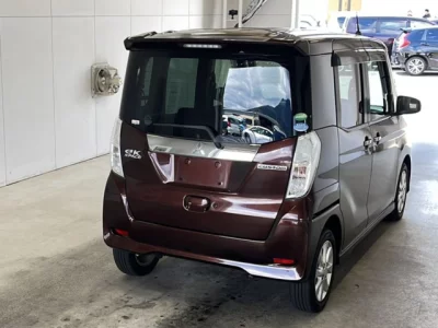 Mitsubishi eK X Space