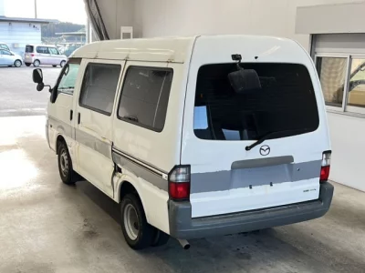 Mazda Bongo Van