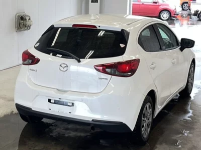 Mazda Mazda2