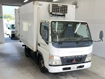 Mitsubishi Fuso Canter