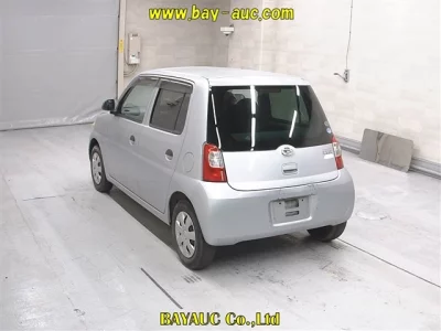 Daihatsu Esse