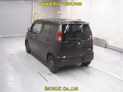 Suzuki MRWAGON