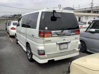 Nissan ELGRAND
