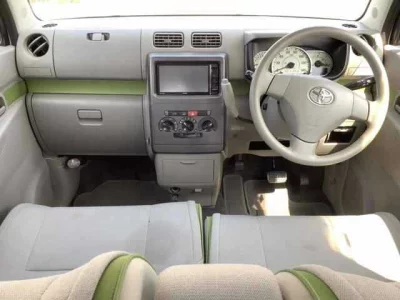 Toyota PIXIS SPACE