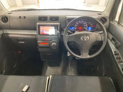 Toyota PIXIS SPACE