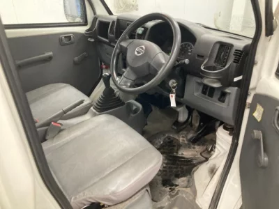 Nissan CLIPPER TRUCK