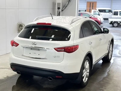 Infiniti FX