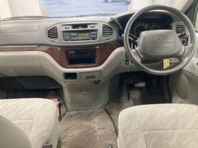 Toyota HIACE REGIUS