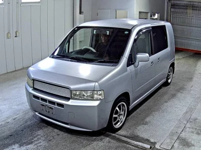 Honda Mobilio Spike