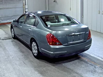 Nissan TEANA