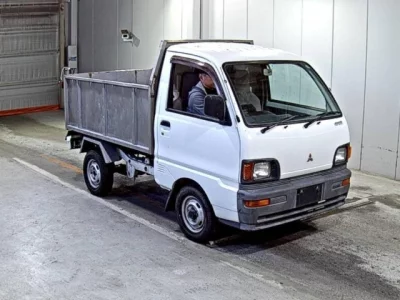 Mitsubishi MINICAB TRUCK