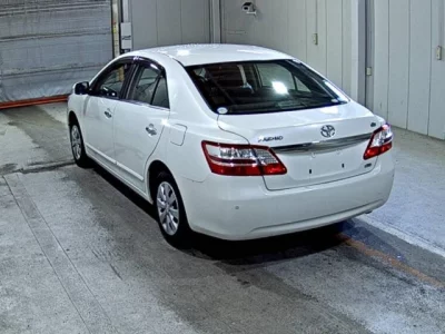 Toyota Premio