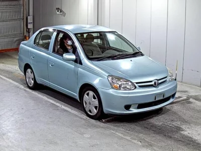 Toyota PLATZ