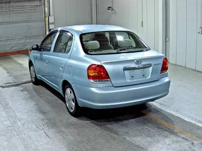 Toyota PLATZ