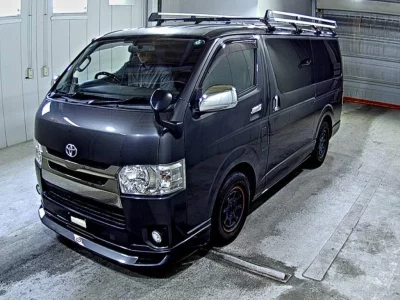 Toyota HiAce Van