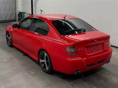 Subaru LEGACY B4