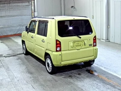 Daihatsu Naked