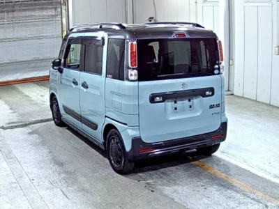 Suzuki Spacia Gear