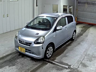 Daihatsu MIRA E S