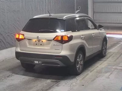 Suzuki Escudo