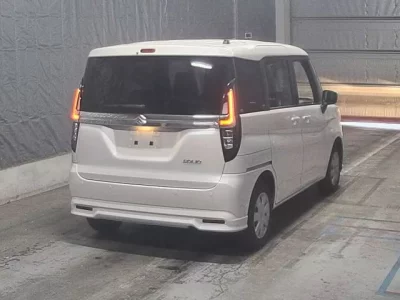 Suzuki Solio