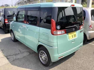 Suzuki Spacia