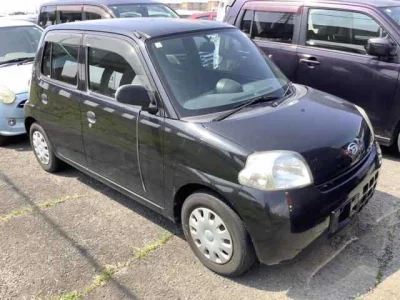 Daihatsu Esse