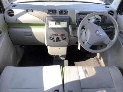 Daihatsu Move Conte