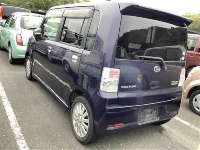 Daihatsu Move Conte