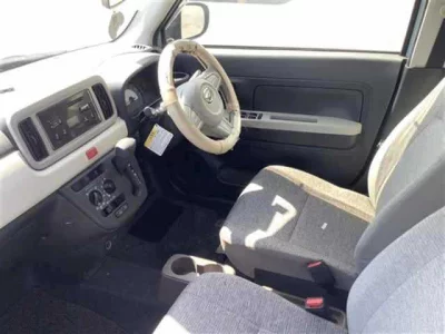 Daihatsu Mira Tocot