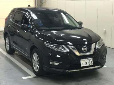Nissan X-TRAIL