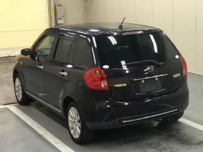 Mazda VERISA