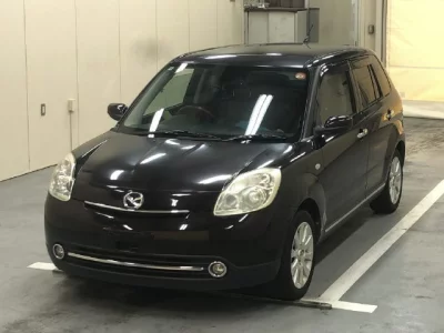 Mazda VERISA