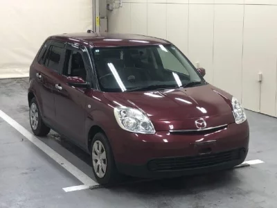 Mazda VERISA