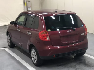 Mazda VERISA