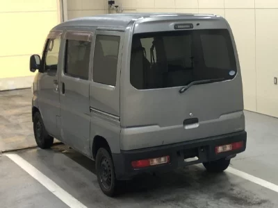 Mitsubishi Minicab Van