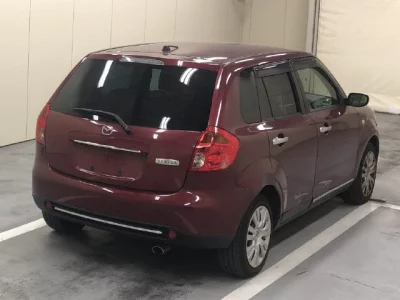 Mazda Verisa