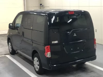 Mitsubishi Delica D:3