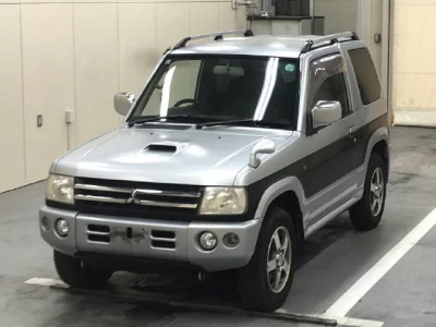 Mitsubishi PAJERO MINI