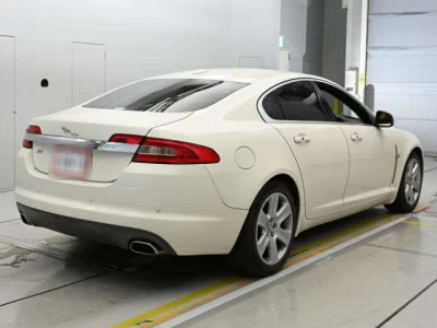 Jaguar XF SERIES
