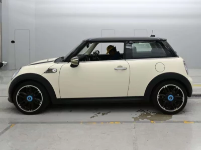 BMW MINI