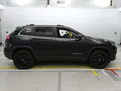 Chrysler JEEP CHEROKEE