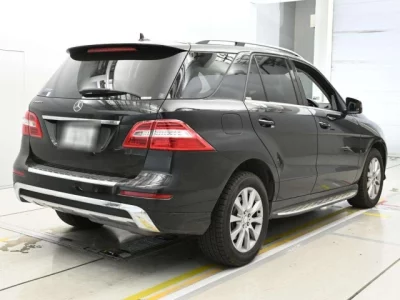 Mercedes-Benz ML CLASS