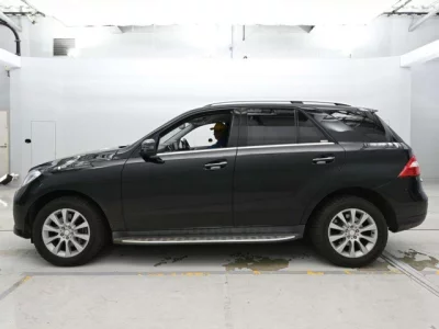 Mercedes-Benz ML CLASS