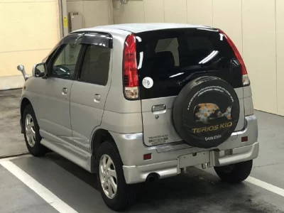 Daihatsu TERIOS KID