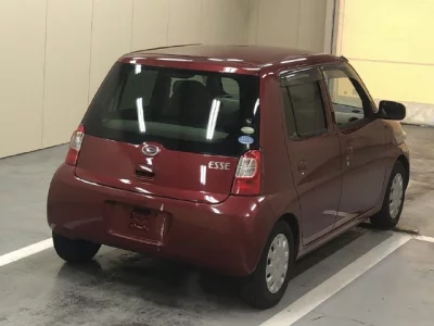 Daihatsu Esse